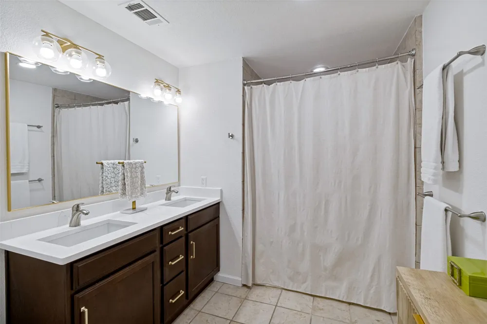 9480 Timberleaf Drive Dallas, TX 75243