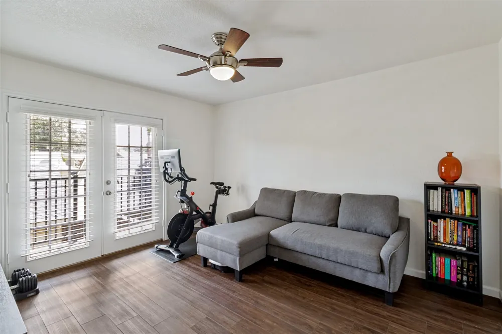 9480 Timberleaf Drive Dallas, TX 75243