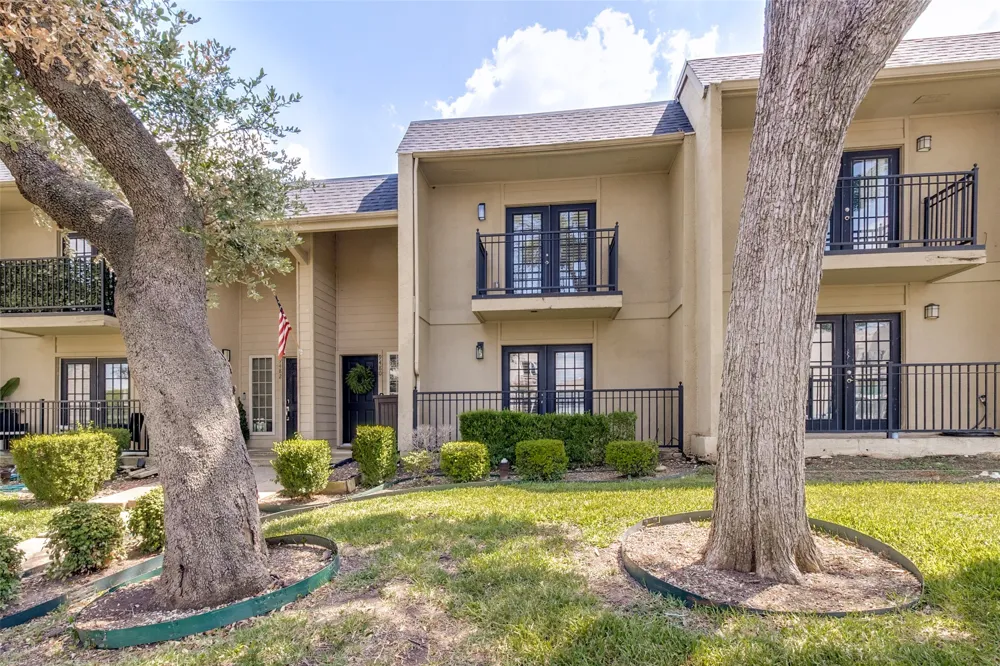 9480 Timberleaf Drive Dallas, TX 75243