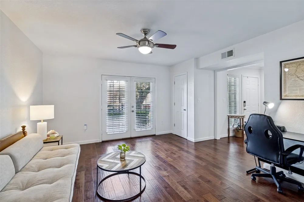9480 Timberleaf Drive Dallas, TX 75243