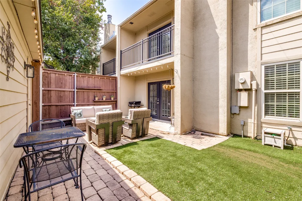 9480 Timberleaf Drive Dallas, TX 75243
