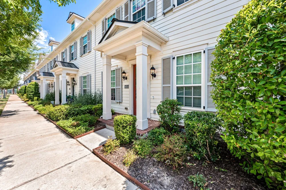 8854 Ice House Drive North Richland Hills, TX 76180