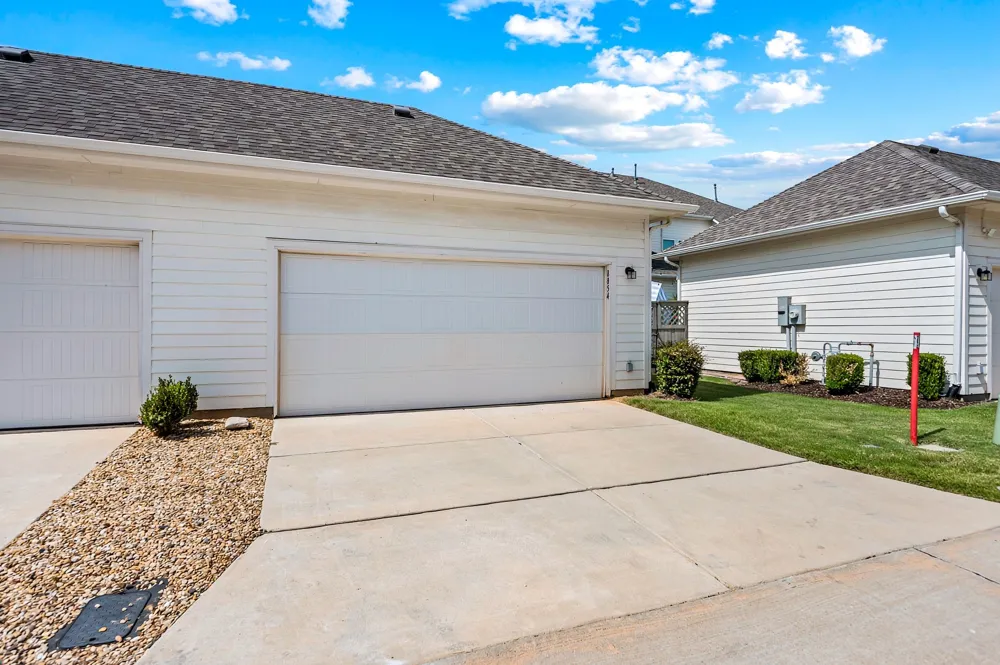 8854 Ice House Drive North Richland Hills, TX 76180