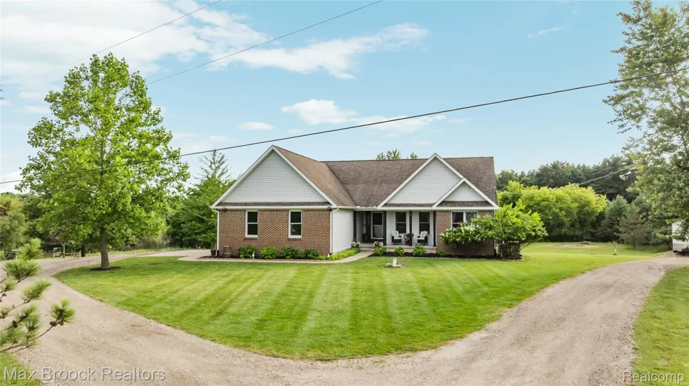 3054 Emery Lane Hadley Township, MI 48455