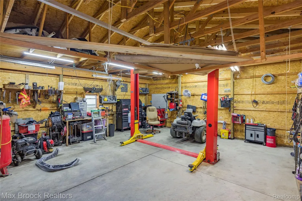 3054 Emery Lane Hadley Township, MI 48455