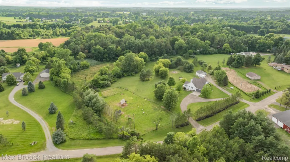 3054 Emery Lane Hadley Township, MI 48455
