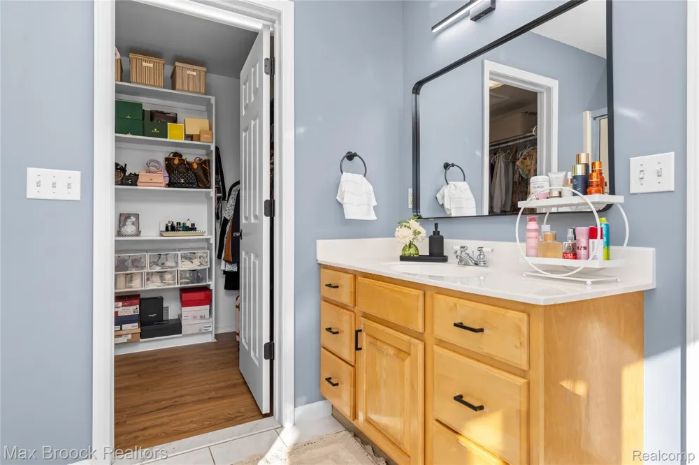 3054 Emery Lane Hadley Township, MI 48455
