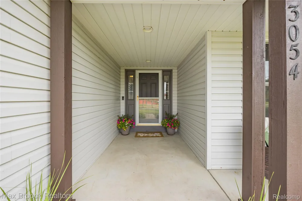3054 Emery Lane Hadley Township, MI 48455