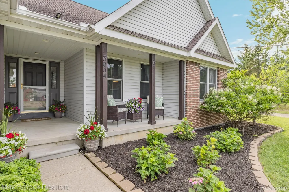 3054 Emery Lane Hadley Township, MI 48455