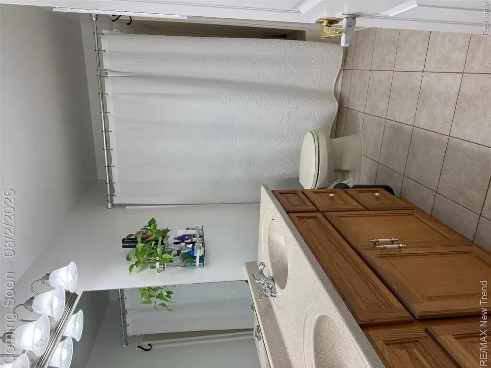 8821 Tavistock Drive Plymouth Charter Township, MI 48170