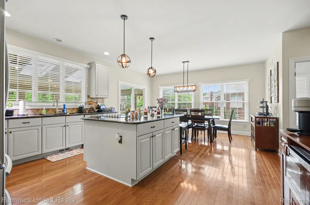 26455 Glenwood Drive Novi City, MI 48374