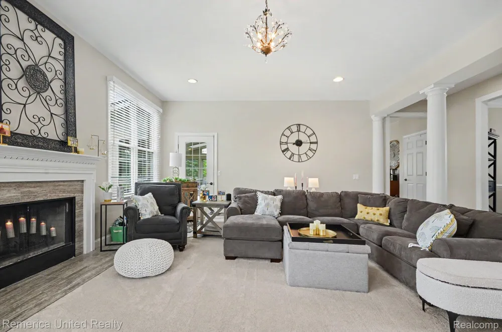 26455 Glenwood Drive Novi City, MI 48374