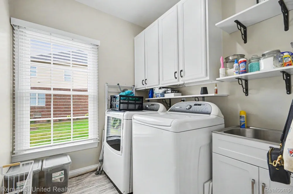26455 Glenwood Drive Novi City, MI 48374