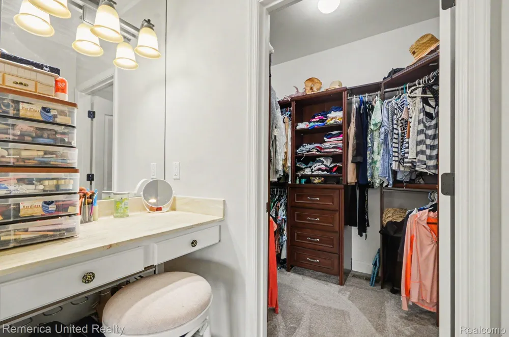 26455 Glenwood Drive Novi City, MI 48374