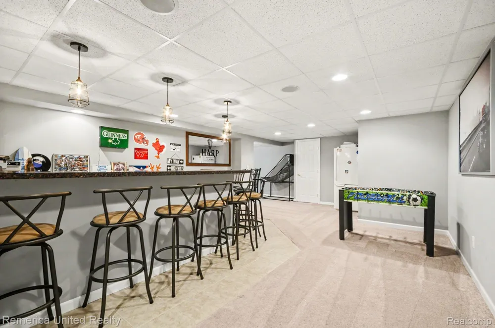 26455 Glenwood Drive Novi City, MI 48374