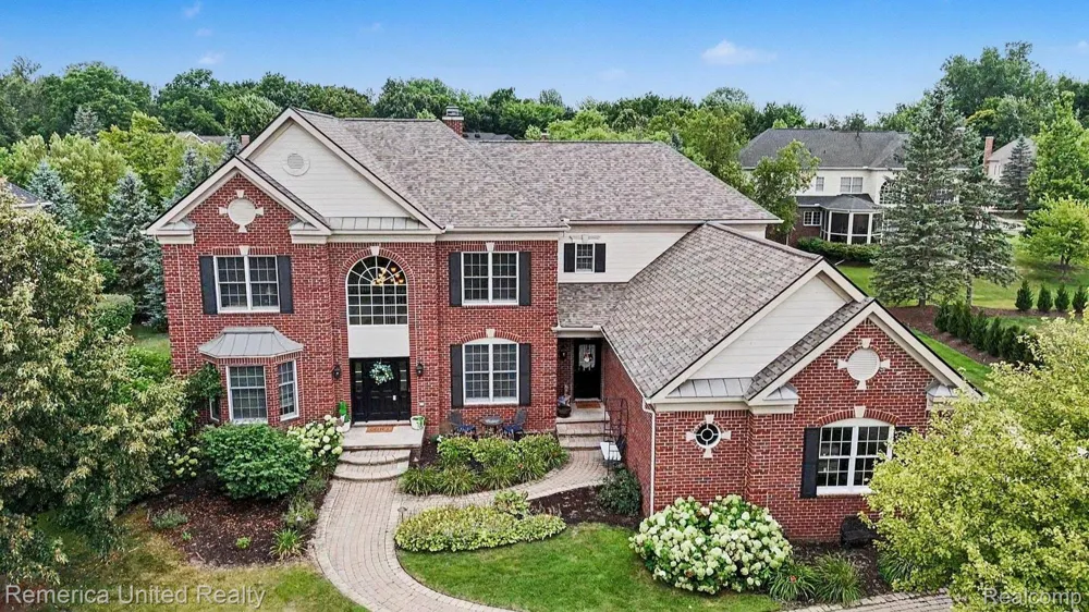 26455 Glenwood Drive Novi City, MI 48374