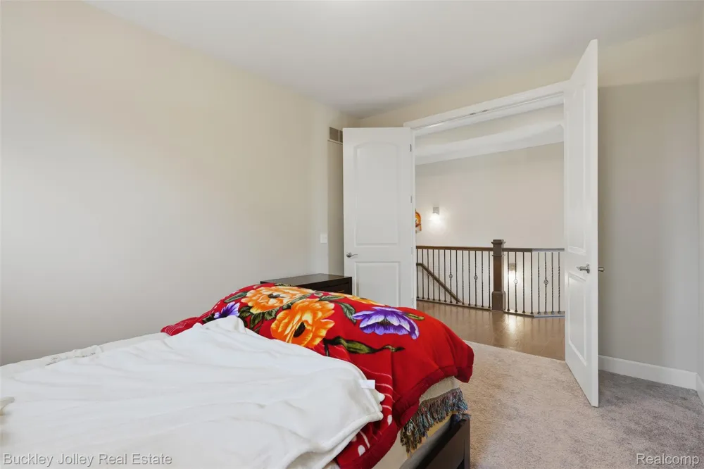 24355 Pinnacle Circle Lyon Charter Township, MI 48178