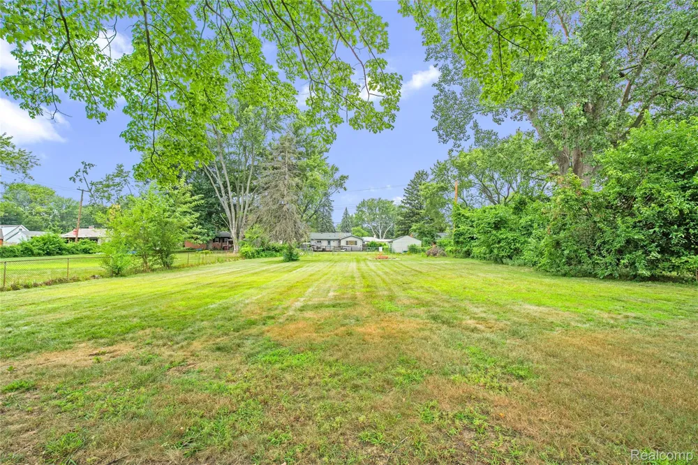 22961 Koths Street Taylor City, MI 48180