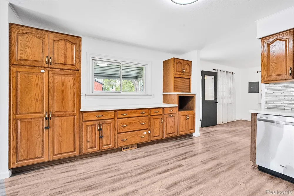22961 Koths Street Taylor City, MI 48180