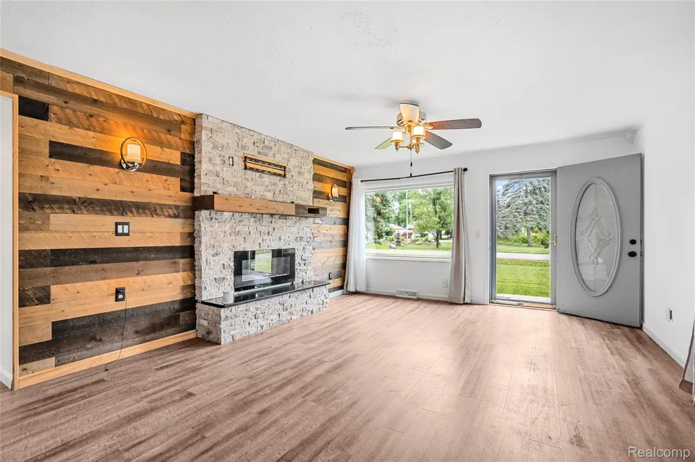 22961 Koths Street Taylor City, MI 48180