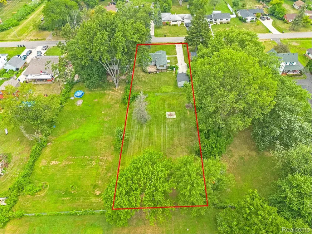 22961 Koths Street Taylor City, MI 48180