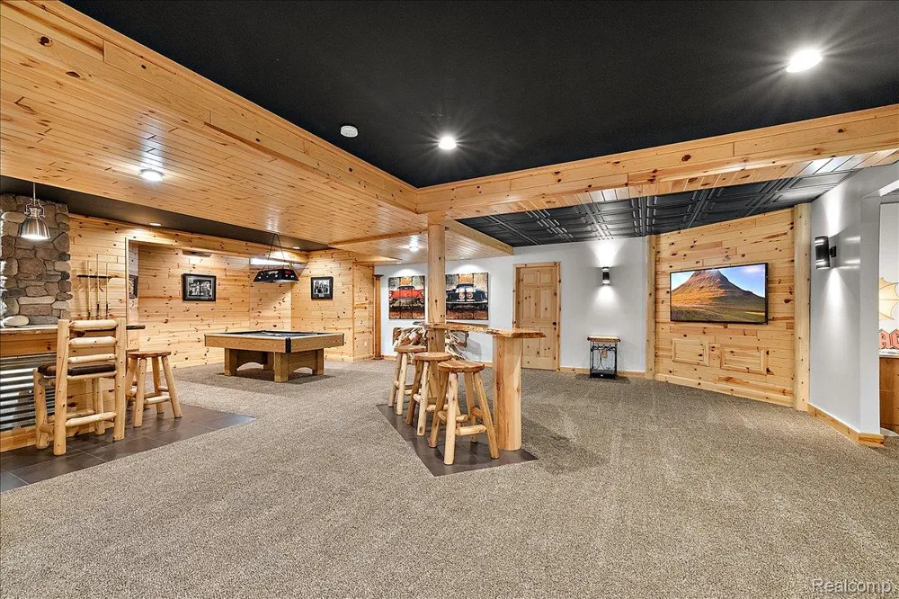 21901 31 Mile Road Ray Township, MI 48096