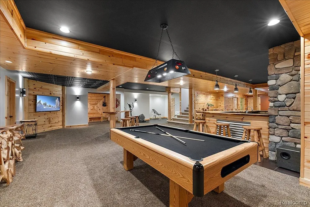 21901 31 Mile Road Ray Township, MI 48096