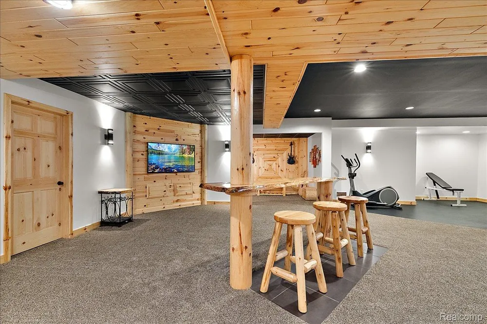 21901 31 Mile Road Ray Township, MI 48096