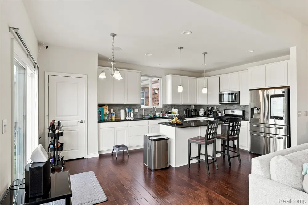 2279 Monte Vista Court Orion Charter Township, MI 48360