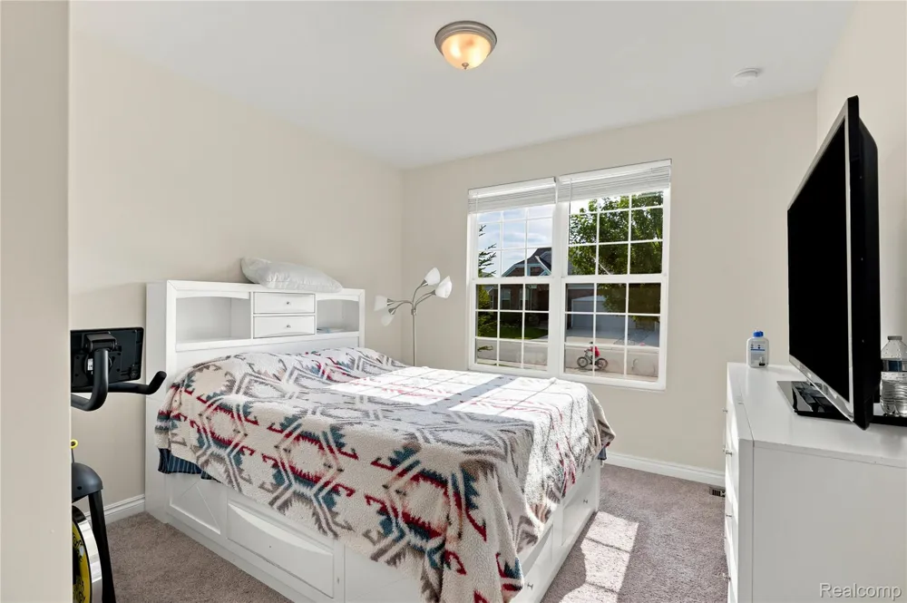 2279 Monte Vista Court Orion Charter Township, MI 48360