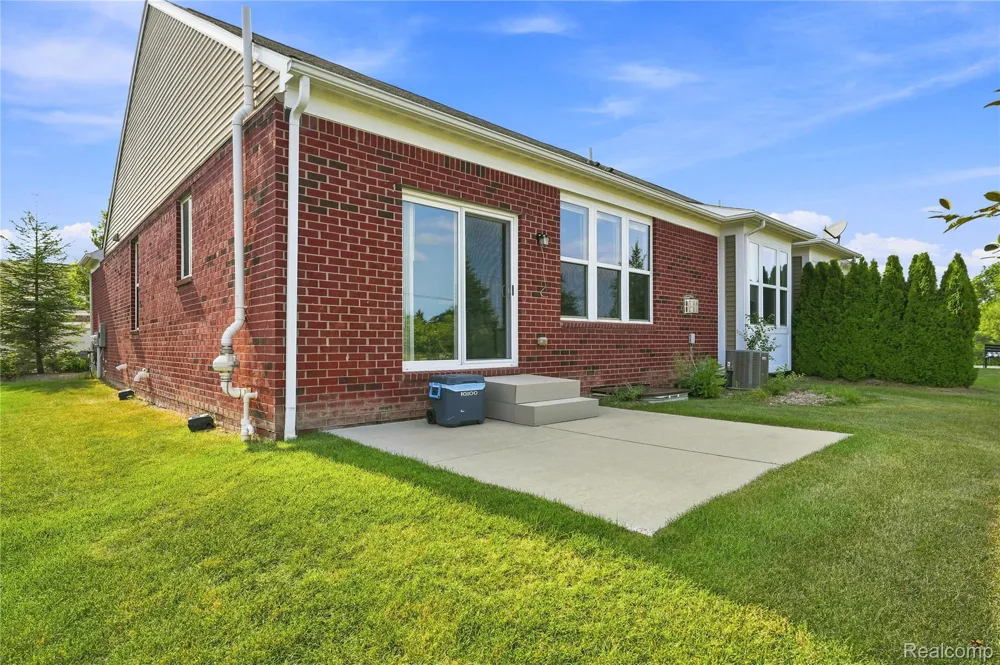 2279 Monte Vista Court Orion Charter Township, MI 48360