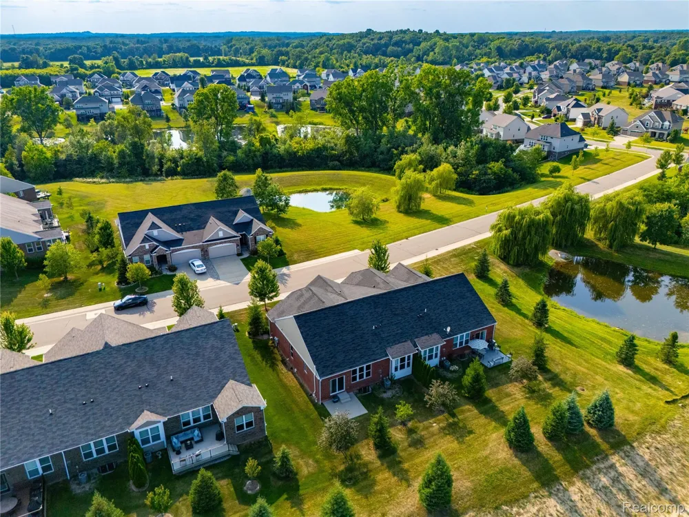 2279 Monte Vista Court Orion Charter Township, MI 48360