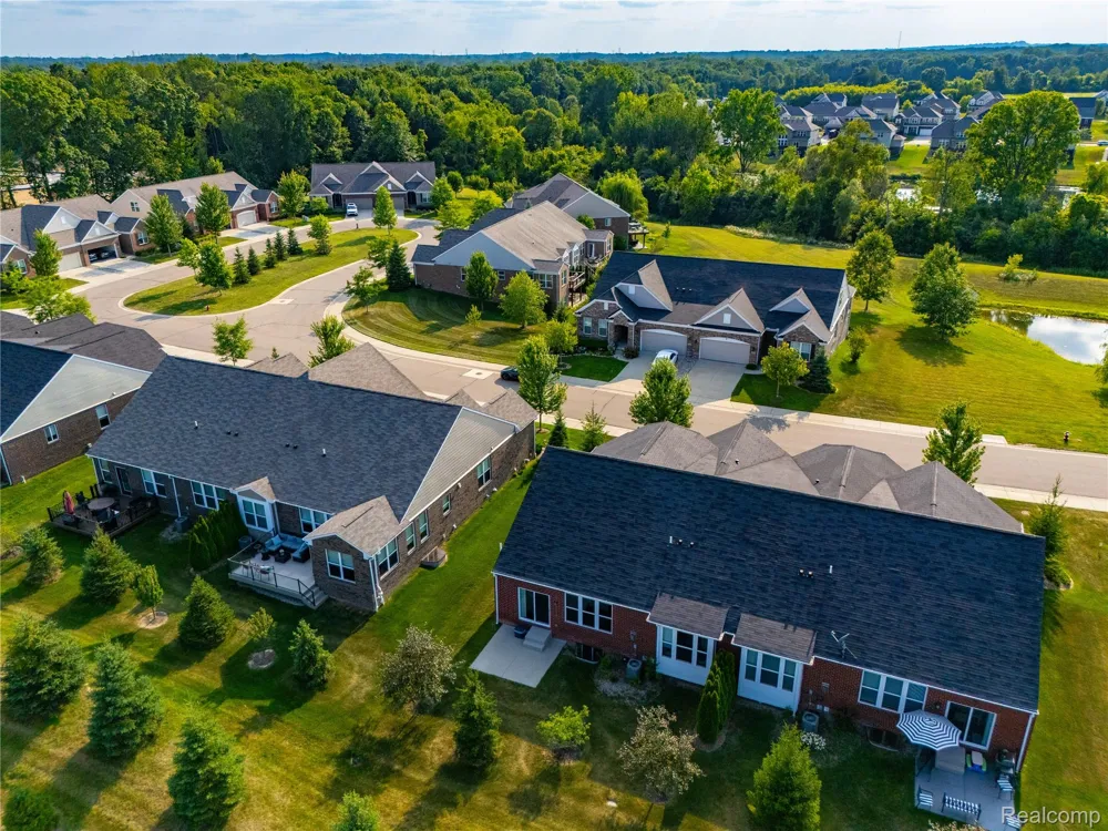 2279 Monte Vista Court Orion Charter Township, MI 48360