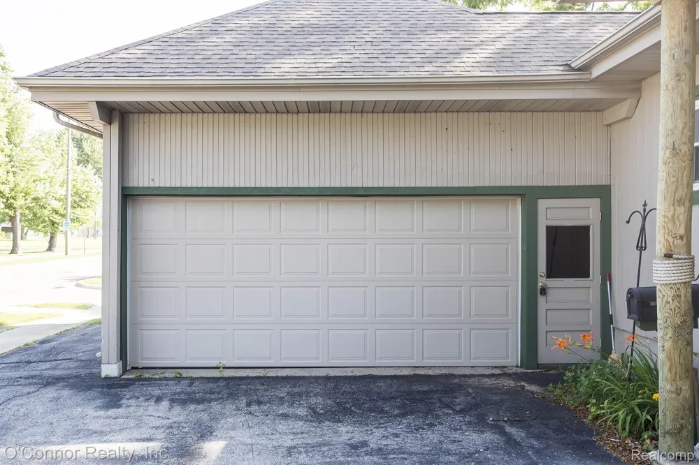 3800 Military Street Port Huron City, MI 48060