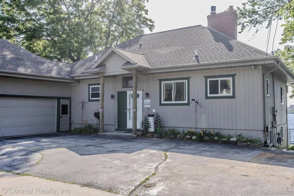 3800 Military Street Port Huron City, MI 48060