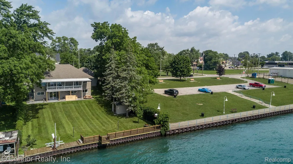 3800 Military Street Port Huron City, MI 48060