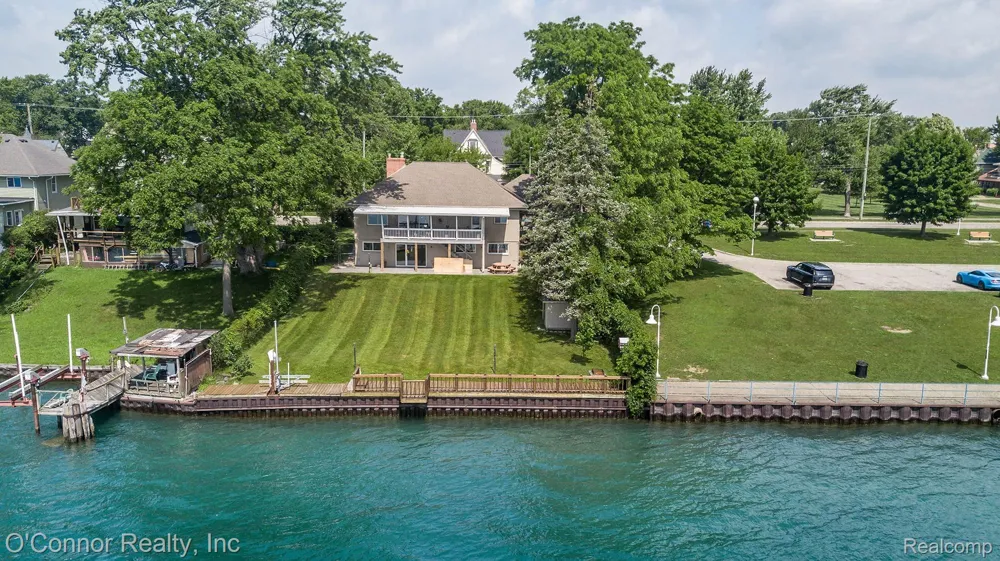 3800 Military Street Port Huron City, MI 48060