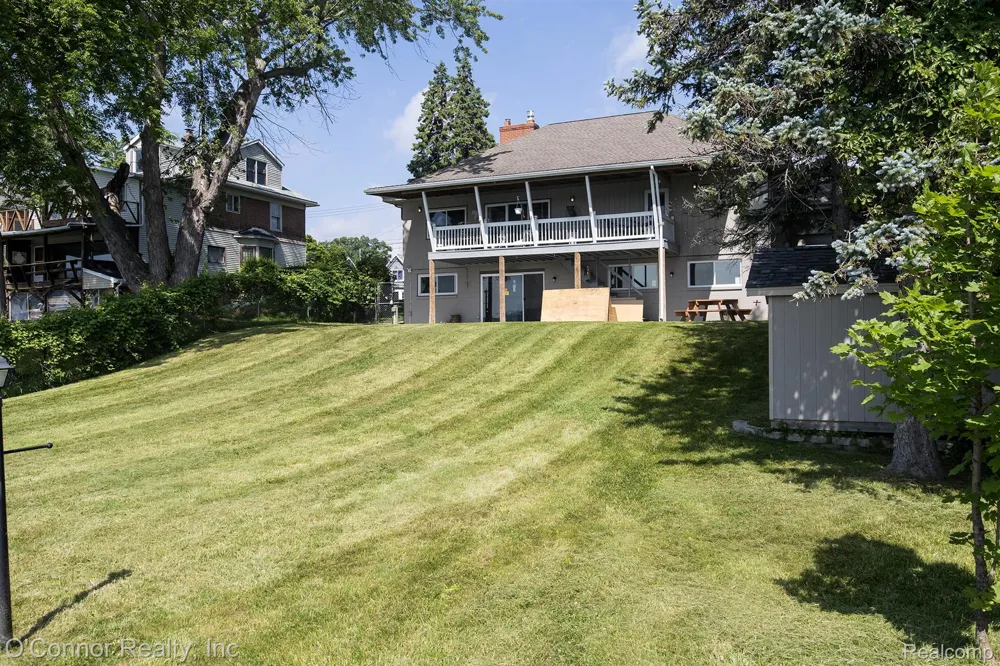3800 Military Street Port Huron City, MI 48060