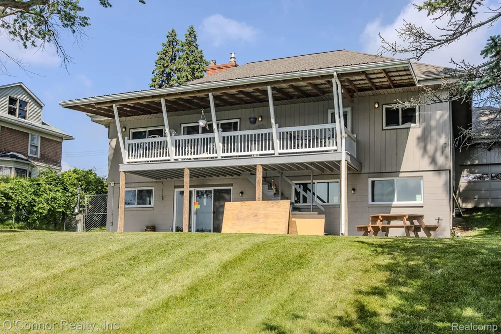 3800 Military Street Port Huron City, MI 48060