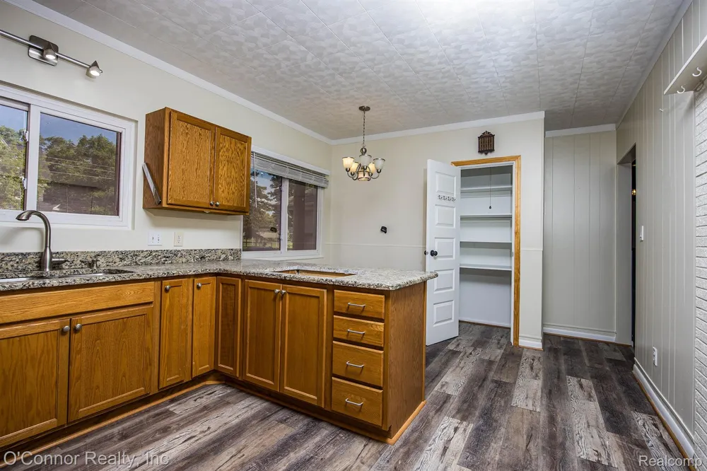 3800 Military Street Port Huron City, MI 48060
