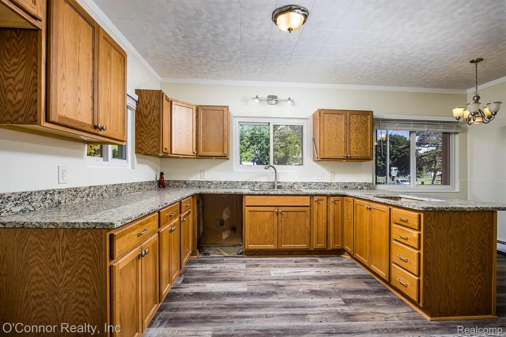 3800 Military Street Port Huron City, MI 48060