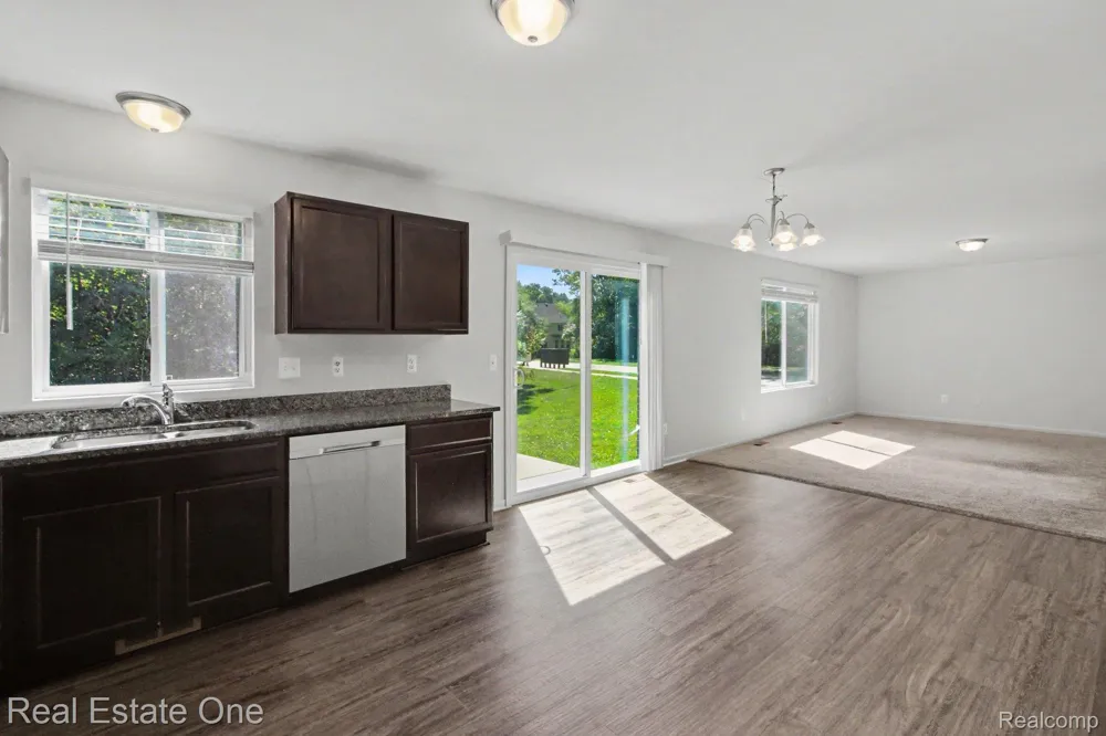 1360 WEEPING WILLOW Superior Charter Township, MI 48198
