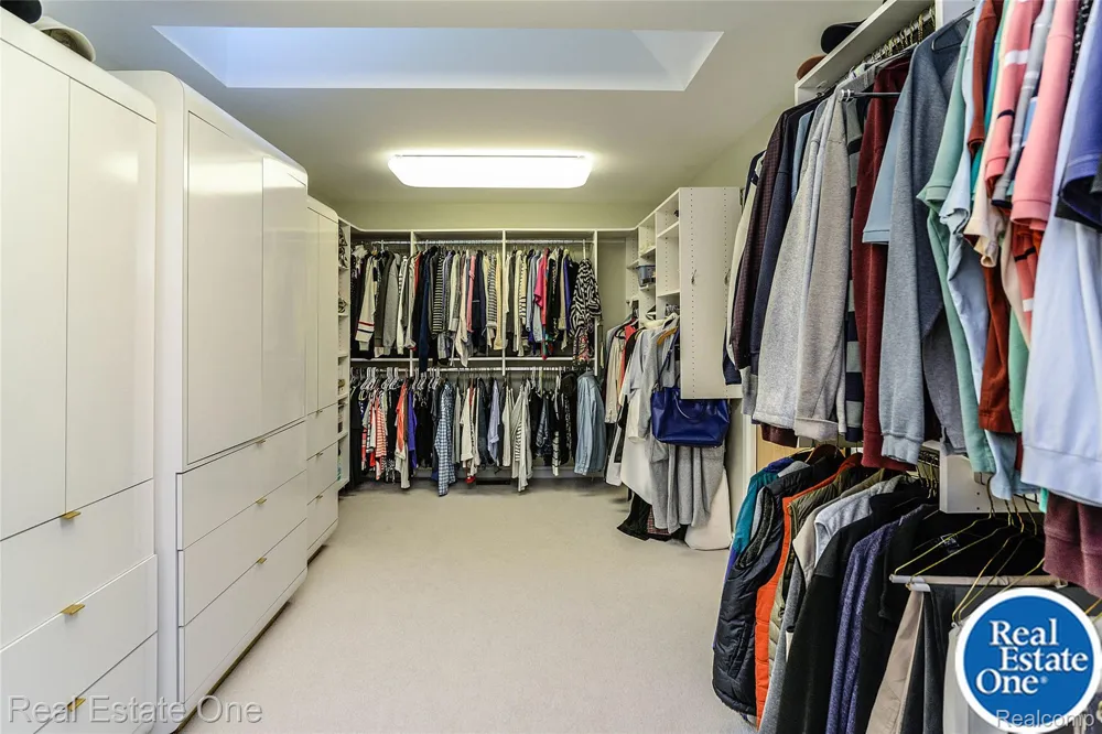 9673 CROSS CREEK DRIVE Green Oak Township, MI 48178
