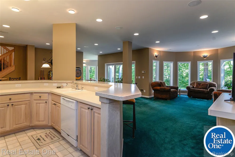 9673 CROSS CREEK DRIVE Green Oak Township, MI 48178