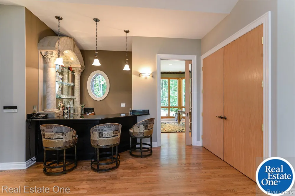 9673 CROSS CREEK DRIVE Green Oak Township, MI 48178