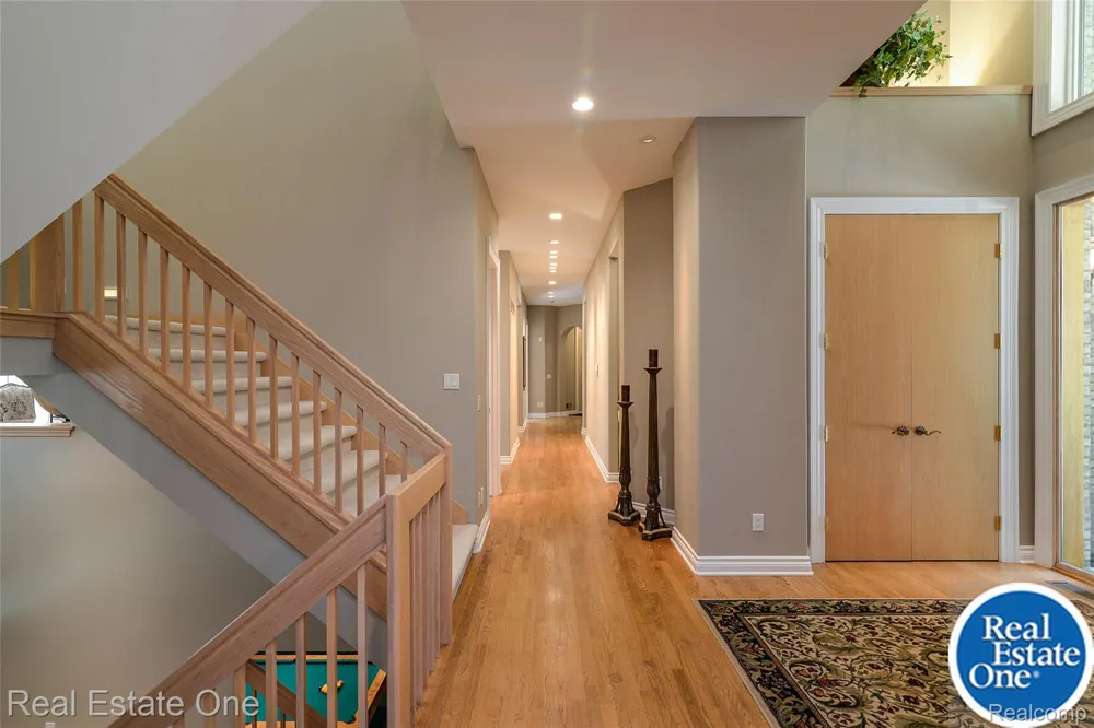 9673 CROSS CREEK DRIVE Green Oak Township, MI 48178