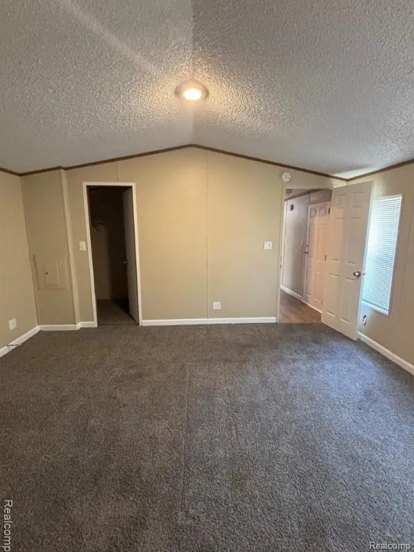 1478 Coachlight Lot 68 Flint City, MI 48532