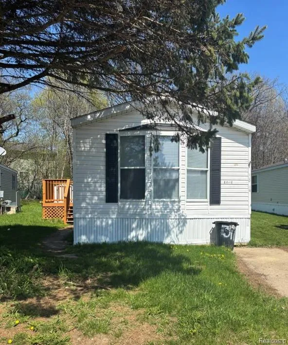 1478 Coachlight Lot 68 Flint City, MI 48532
