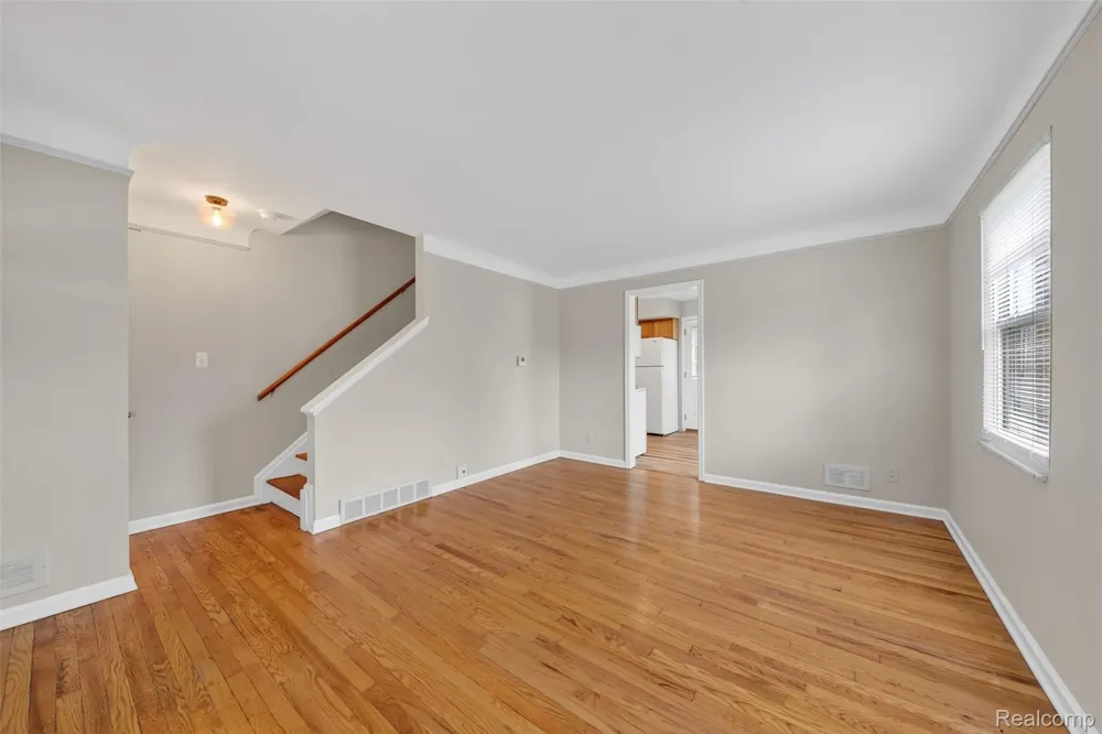 360 Parkview Drive Plymouth City, MI 48170