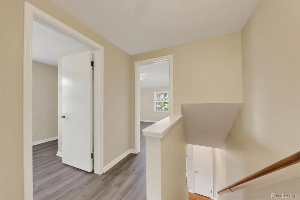 360 Parkview Drive Plymouth City, MI 48170